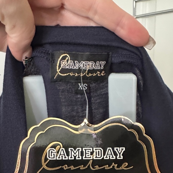 Auburn Tigers Women's V-Neck Navy Tee - Picture 2 of 7